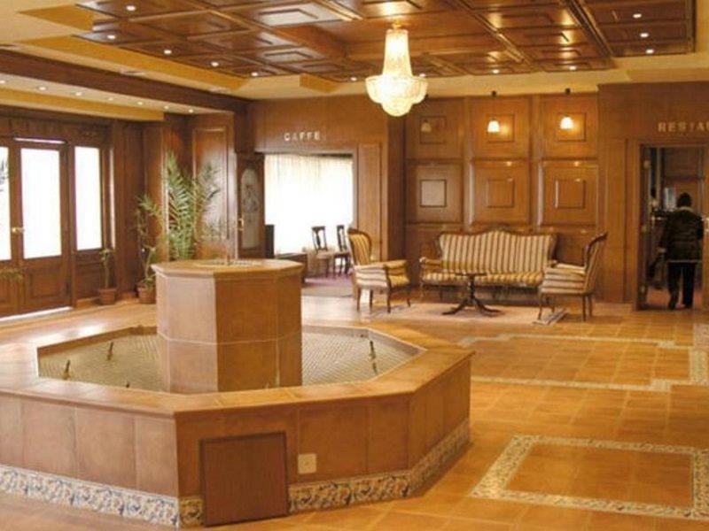 Hotel Baci Pristina Exteriör bild